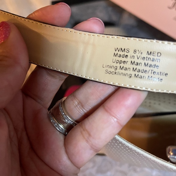 Juicy Couture Heels - Picture 6 of 6